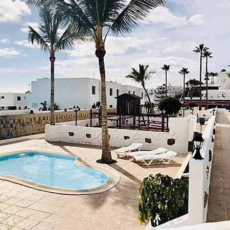 Bellissima 200m From The Ocean With Pool, Wifi & Sat-tv