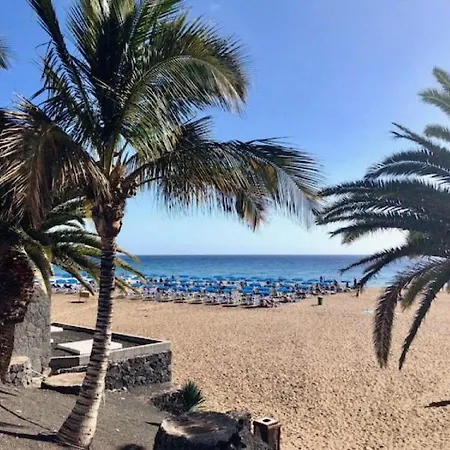 Apartament Bellissima 200m From The Ocean With Pool, Wifi & Sat-tv